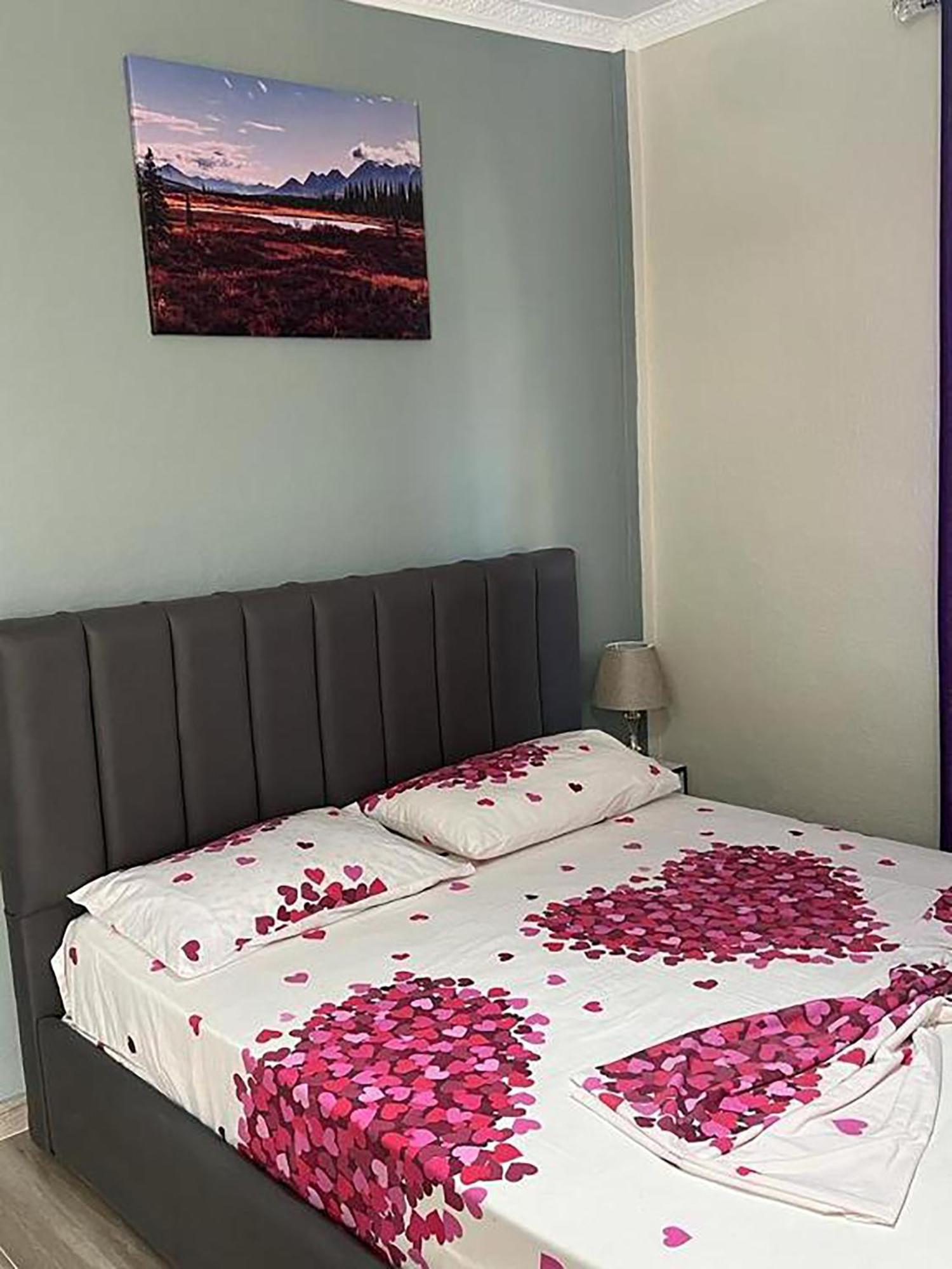 Vila Aaron Durres Luaran gambar