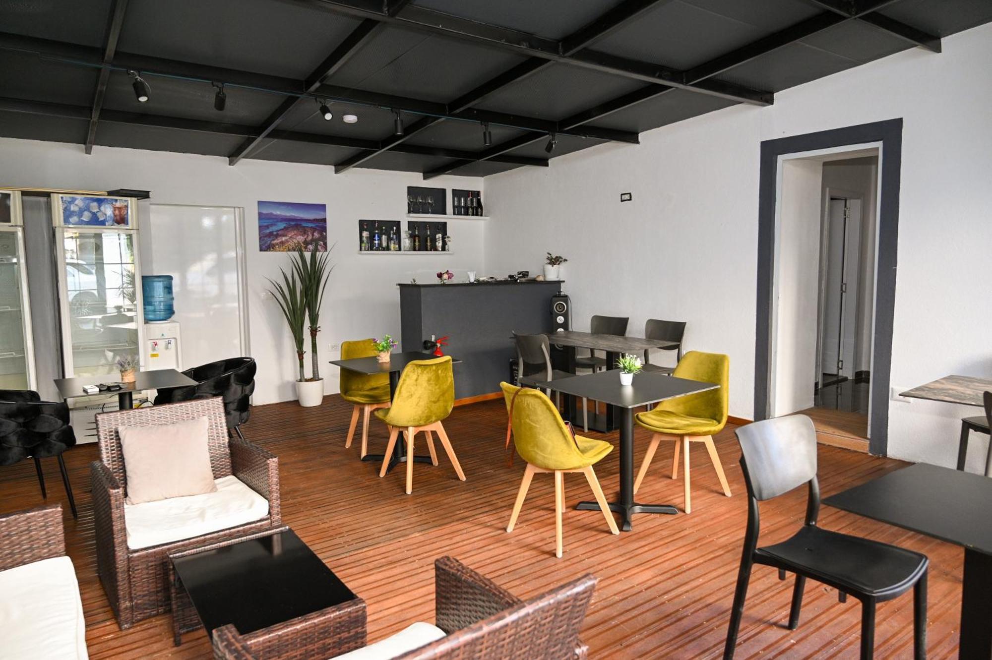 Vila Aaron Durres Luaran gambar