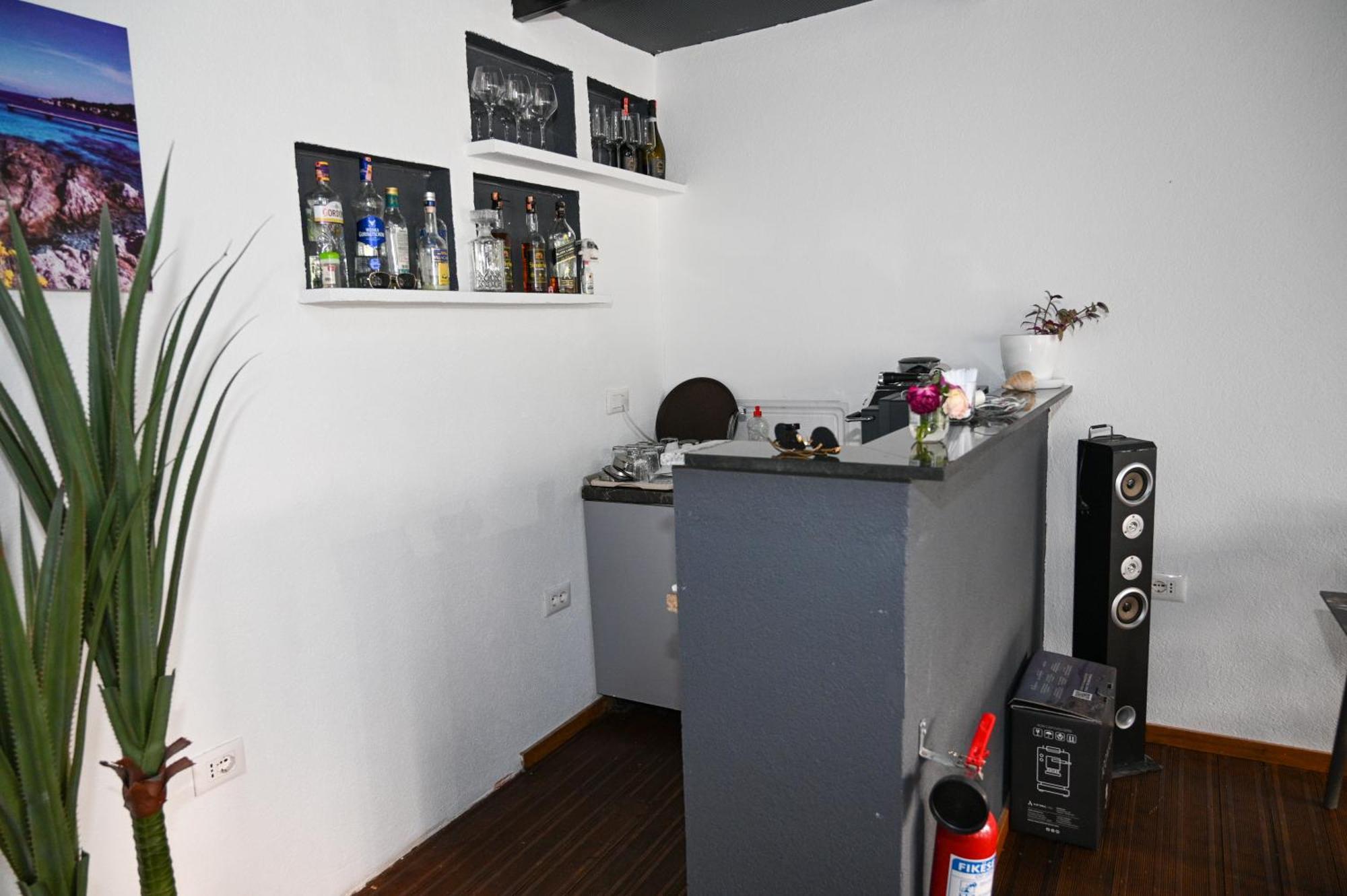 Vila Aaron Durres Luaran gambar