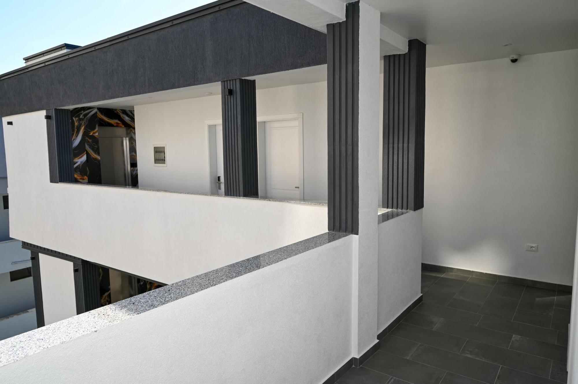 Vila Aaron Durres Luaran gambar